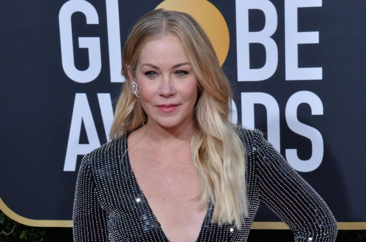 Imaginea postata de Christina Applegate, inainte de prima ei aparitie publica de cand a fost diagnosticata cu scleroza multipla: „Noua mea normalitate” - FOTO Imaginea postata de Christina Applegate, inainte de prima ei aparitie publica de cand a fost diagnosticata cu scleroza multipla: „Noua mea normalitate” - FOTO
