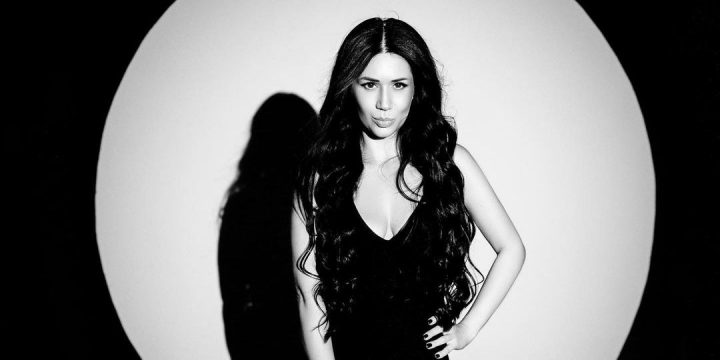 Irina Kovalsky - impotriva Halloween-ului! Afla ce crede interpreta cu adevarat despre aceasta sarbatoare