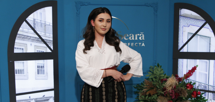 Cu pasi mici, spre visuri mari! Interpreta Laurentia Coptilet a lansat o noua melodie impreuna cu Orchestra „Lautarii”: „Mereu aleg muzica populara” - VIDEO