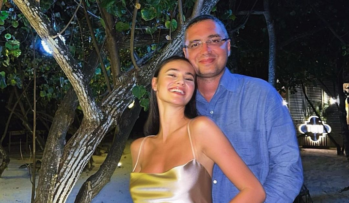 Nina Cretu isi sarbatoreste iubitul! Vezi cum l-a felicitat bloggerita pe Renato Usatii - FOTO/VIDEO