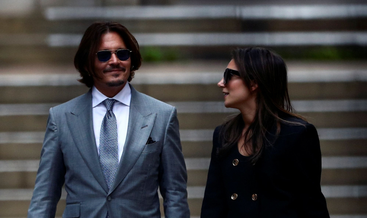 Johnny Depp - din nou singur! Actorul s-a despartit de avocata Joelle Rich