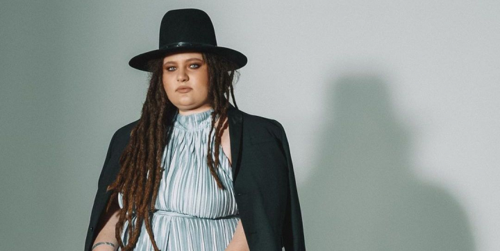 Cristina Miron - moment de sinceritate! Afla de la cine si pentru ce ar vrea sa-si ceara iertare bloggerita: „I-am facut durere mare, eu stiu” - VIDEO