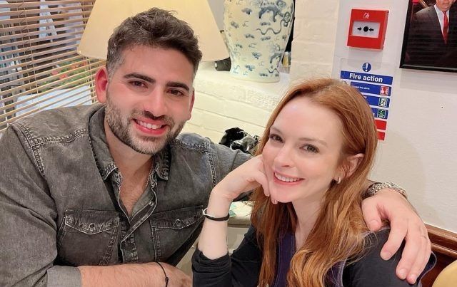 Mai indragostiti ca niciodata! Pentru prima data, Lindsay Lohan a aparut in public alaturi de sotul ei - FOTO