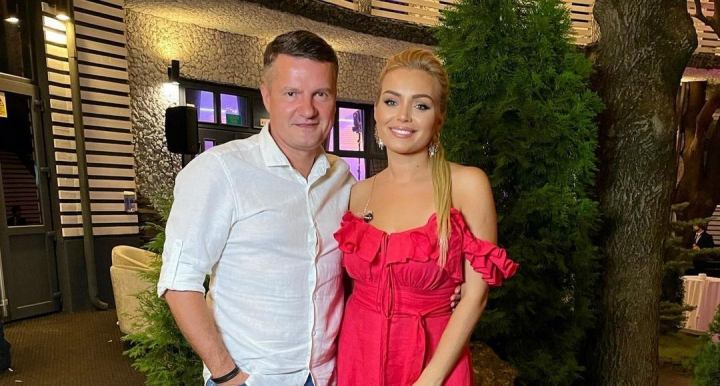 Chiar daca sunt de 11 ani casatoriti, Marcel si Cornelia Stefanet stiu sa se suprinda unul pe altul cu cadouri deosebite. Vezi ce povestesc interpretii despre escapada lor la Barcelona - VIDEO