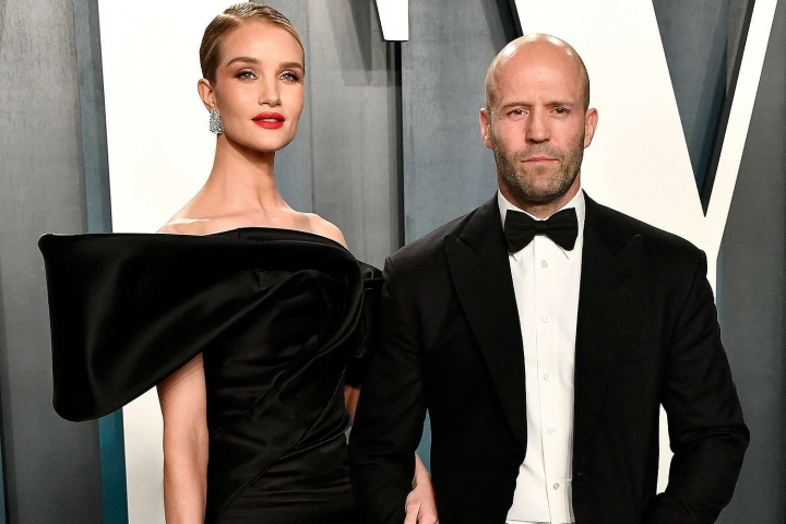 Sotia lui Jason Statham a publicat pe Instagram primele imagini cu fiica sa. Vezi cat de adorabila este micuta Isabella - FOTO Sotia lui Jason Statham a publicat pe Instagram primele imagini cu fiica sa. Vezi cat de adorabila este micuta Isabella - FOTO