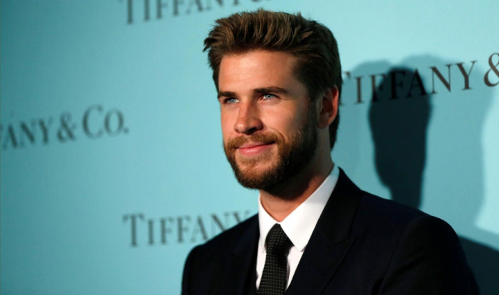 In adolescenta nu era atat de atragator! Imagini exlusive cu Liam Hemsworth din timpul liceului - FOTO In adolescenta nu era atat de atragator! Imagini exlusive cu Liam Hemsworth din timpul liceului - FOTO