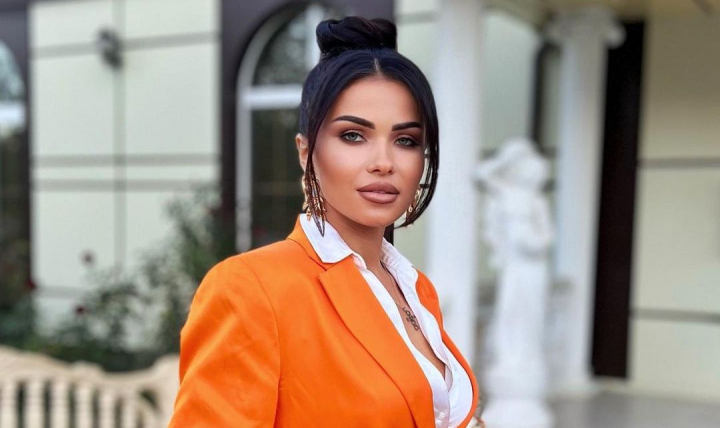 Din clasa a IV-a cocea paine, iar la 16 ani a plecat in Rusia la munca. Afla povestea bloggeritei Tatiana Maxian care a muncit enorm pentru a-si indeplini visele: „Sunt o fata simpla” - FOTO Din clasa a IV-a cocea paine, iar la 16 ani a plecat in Rusia la munca. Afla povestea bloggeritei Tatiana Maxian care a muncit enorm pentru a-si indeplini visele: „Sunt o fata simpla” - FOTO