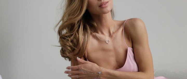 Fosta iubita a lui Timati este insarcinata? Vezi ce mesaj, dar si fotografie a publicat aceasta in mediul online - FOTO