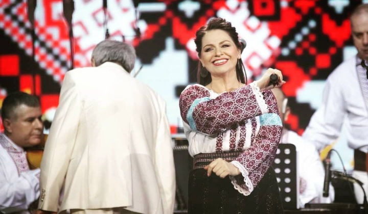 De ce nu crede in prietenia dintre doua femei, dar si ce nu i-ar ierta niciodata unui barbat? Interpreta Diamanta Paterau a facut dezvaluiri sincere - VIDEO De ce nu crede in prietenia dintre doua femei, dar si ce nu i-ar ierta niciodata unui barbat? Interpreta Diamanta Paterau a facut dezvaluiri sincere - VIDEO