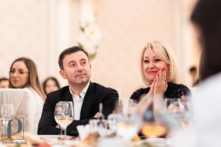 Lorena Bogza si Vasile Advahov - protagonistii primului reportaj din cadrul emisiunii O Seara Perfecta! Vezi ce isi amintesc despre pescuitul la care au fost impreuna acum 10 ani - VIDEO