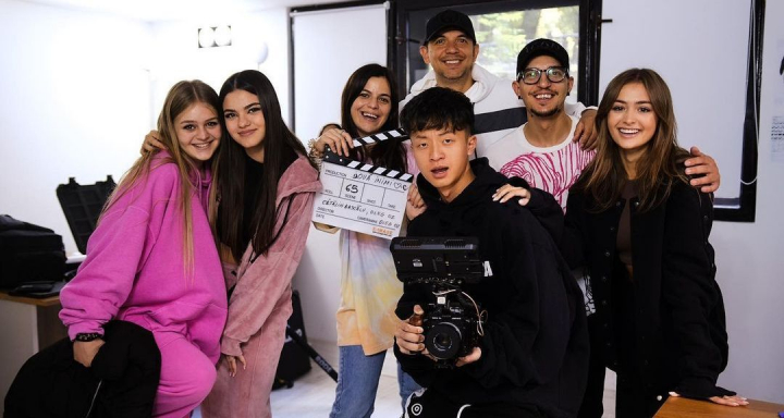 Vesti bune pentru fanii Iulianei Beregoi! A fost lansat trailer-ul oficial al filmului „Doua Inimi” cu interpreta in rolul principal. Afla cand va avea loc premiera - VIDEO