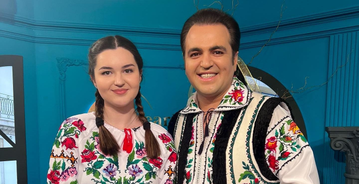 Au prins-o in flagrant! Andreea Cuciuc a recunoscut ca a simtit fiorii primei iubiri: ce reactie a avut tatal ei: „El nu stia...” - VIDEO Au prins-o in flagrant! Andreea Cuciuc a recunoscut ca a simtit fiorii primei iubiri: ce reactie a avut tatal ei: „El nu stia...” - VIDEO