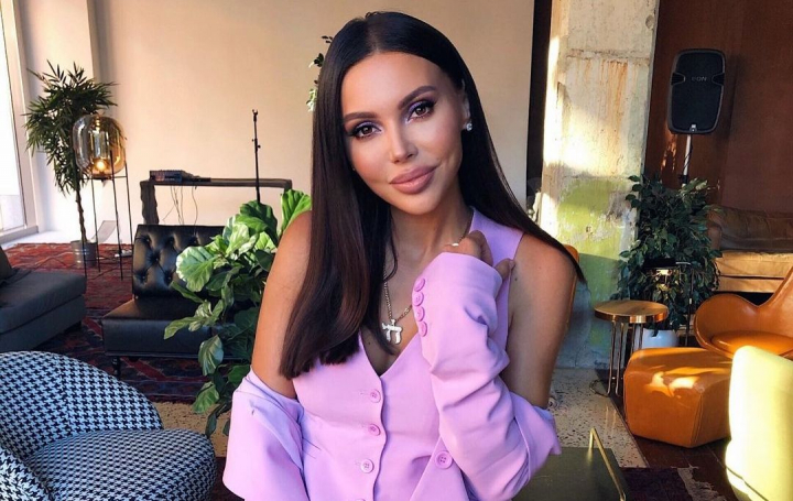 Oksana Samoilova - pregatita pentru a doua nunta cu Geegun. Cat cantareste rochia de mireasa - VIDEO Oksana Samoilova - pregatita pentru a doua nunta cu Geegun. Cat cantareste rochia de mireasa - VIDEO