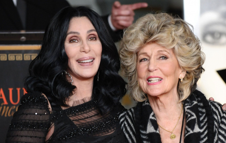 Mama cantaretei Cher s-a stins din viata. Georgia Holt fusese internata in spital in urma cu trei luni de zile - FOTO Mama cantaretei Cher s-a stins din viata. Georgia Holt fusese internata in spital in urma cu trei luni de zile - FOTO