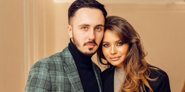 Roman Burlaca a implinit 30 de ani! Vezi cum a fost felicitat regizorul de catre sotia sa, Gabriella Damir, dar si prieteni - VIDEO Roman Burlaca a implinit 30 de ani! Vezi cum a fost felicitat regizorul de catre sotia sa, Gabriella Damir, dar si prieteni - VIDEO