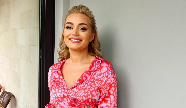 Cornelia Stefanet - luata la intrebari! Afla daca ii pasa interpretei de gura lumii, dar si ce profesie ar avea intr-o lume fara muzica - VIDEO