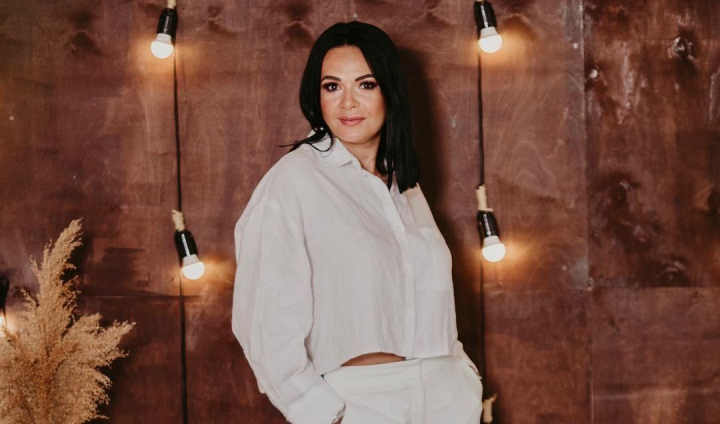 Pe langa muzica, are si o alta pasiune! Ce hobby are interpreta Roxana: „Asta a inceput in pandemie, cand nu mai puteam sa stau in casa efectiv” - VIDEO