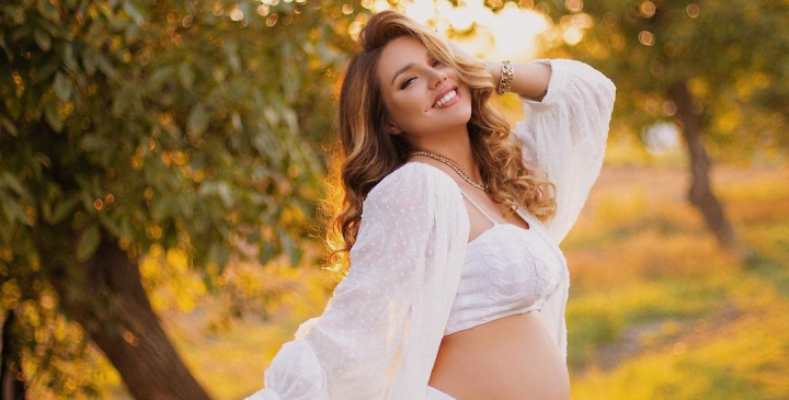 Cristina Scarlevschi a nascut! Dansatoarea a adus pe lume un baietel. Vezi ce a postat aceasta pe retelele de socializare - FOTO/VIDEO