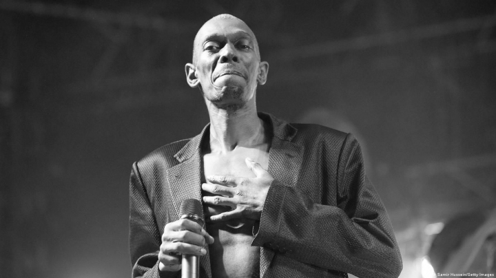 Vocalistul renumitei trupe „Faithless”, Maxi Jazz s-a stins din viata: „Era o persoana frumoasa, un geniu” Vocalistul renumitei trupe „Faithless”, Maxi Jazz s-a stins din viata: „Era o persoana frumoasa, un geniu”