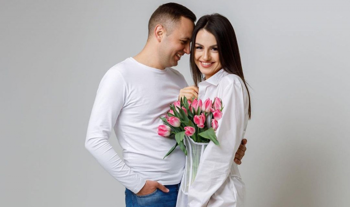 Ella Chistol - cadou de peste 45 de mii de lei! Vezi ce dar a primit bloggerita de Craciun din partea sotului sau - FOTO/VIDEO