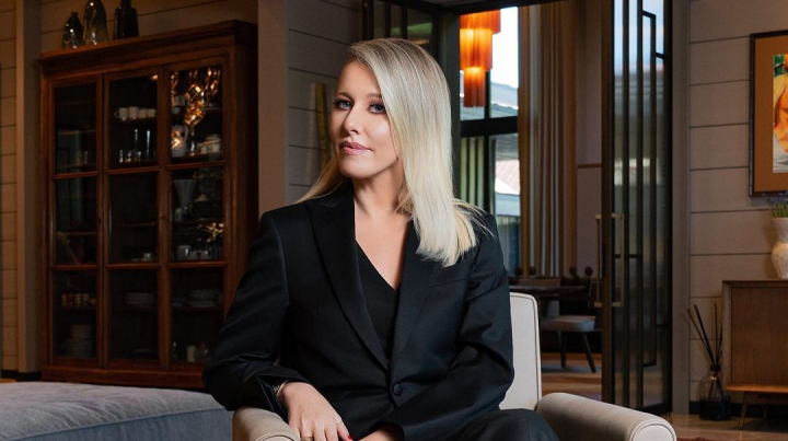 Dressing urias, dormitor gigant, frigider in baie: cum arata noua locuinta a Kseniei Sobchak - FOTO/VIDEO