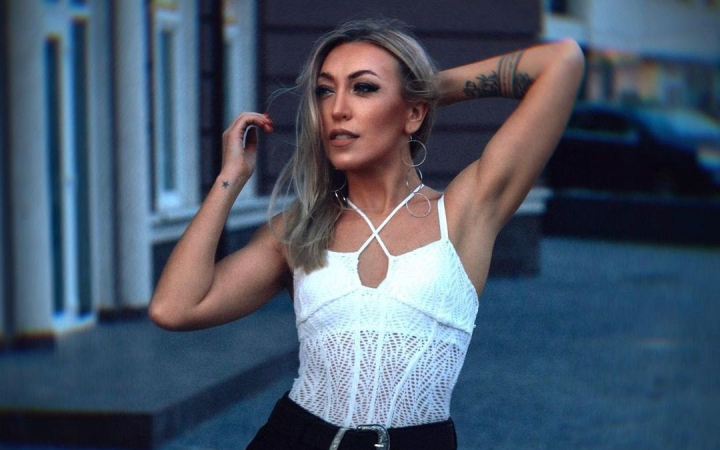 Vrei sa-ti descoperi senzualitatea? Incearca dansul pe tocuri, cunoscut si ca High Heels. Coregraful Olya Basantey iti explica care sunt avantajele acestui tip de sport: „Noi ne focusam pe descoperirea” - VIDEO