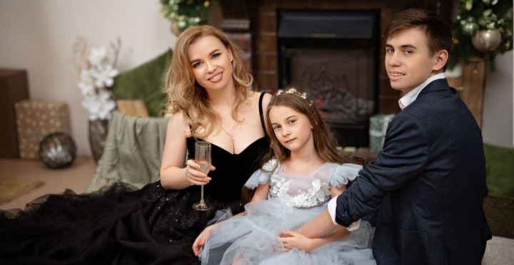 Micul tau terapeut! Fiica Dianei Voevutki - vedeta TikTok-ului: fata face content exclusiv in limba engleza, pe care a invatat-o de sine statator: „Intr-o zi pur si simplu am zis: „Sunt plictisita'” - VIDEO