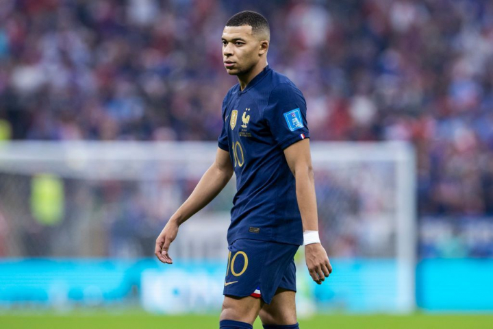 Kylian Mbappe s-ar fi despartit de Ines Rau, model transgender care a pozat in Playboy! Cu cine se iubeste acum
