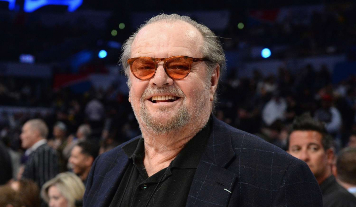 Prietenii lui Jack Nicholson sunt ingrijorati pentru el. Nu a mai aparut in public de un an, e un singuratic si „nu vrea sa infrunte realitatea”