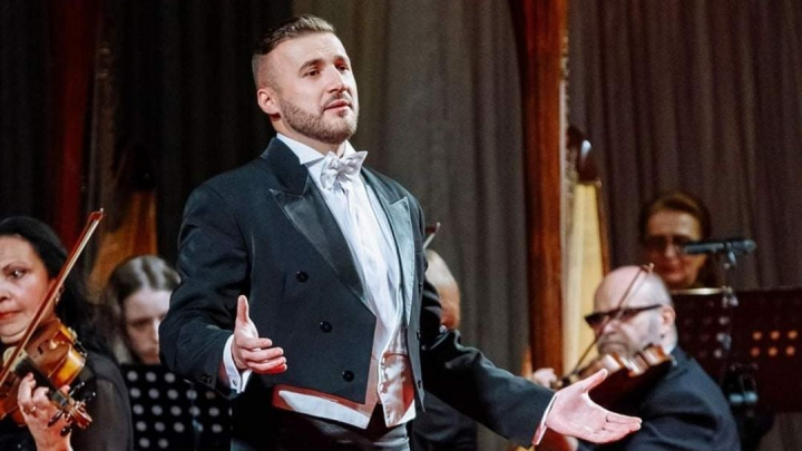 Tenorul Dumitru Mitu - declarat „fenomenul” concursului „SWR Junge Opernstars 2023”! Muzicianul a castigat premiul prestigios „Emmerich Smola” - VIDEO