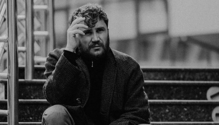 Ronin Terente a recunoscut ca adesea ii apar ganduri de a parasi Moldova, insa ceva il motiveaza sa nu o faca: „Aici eu nu fac multi bani, dar ma simt bine din punct de vedere emotional” - VIDEO