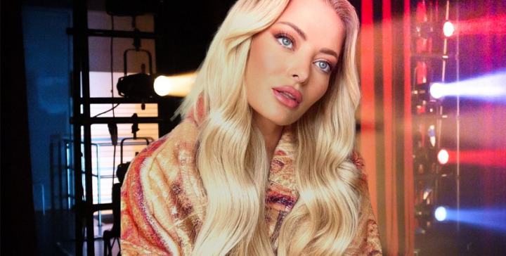 Cum s-a fotografiat Delia in vacanta. Imaginile i-au surprins pe fanii artistei - FOTO