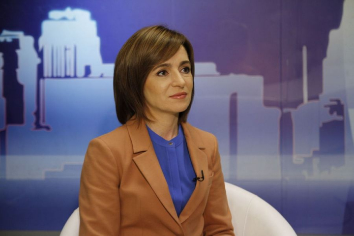 In costum si fara tocuri! Maia Sandu - la aniversarea maestrului Nicolae Botgros. Cum l-a felicitat sefa statului pe legendarul dirijor  - FOTO/VIDEO