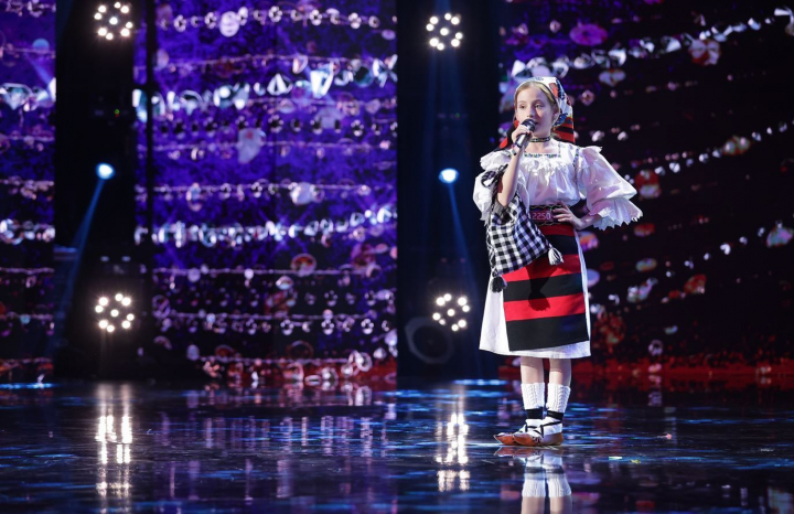 Adriana Demian a reusit sa il inmoaie pe Bobo, juratul de la Romanii au Talent cu o doina, contrar asteptarilor tuturor - VIDEO