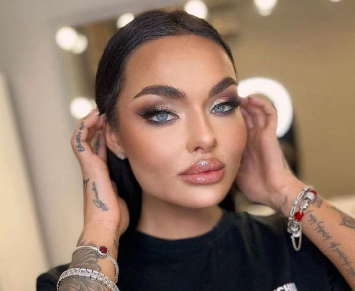 ”Cea mai frumoasa luptatoare din lume” a fost desfigurata! Cu ce se ocupa, de fapt, si ce avere a adunat