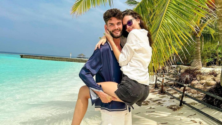 Cleopatra Stratan si Edward Sanda, nedezlipiti in escapada din Maldive: “Sa va iubiti cel putin o vesnicie"