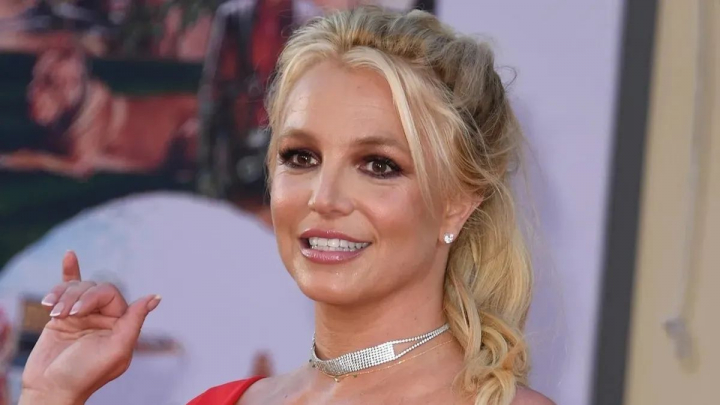 Apropiatii lui Britney Spears sustin ca vedeta face abuz de substante psihoactive - FOTO Apropiatii lui Britney Spears sustin ca vedeta face abuz de substante psihoactive - FOTO