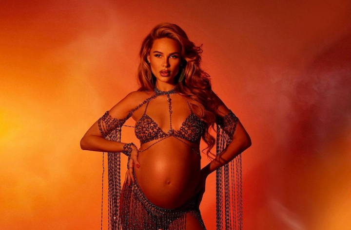 Interpreta Hanna a devenit mama pentru a doua oara! Vedeta a publicat pe retelele de socializare primele imagini cu cel de-al doilea copil Interpreta Hanna a devenit mama pentru a doua oara! Vedeta a publicat pe retelele de socializare primele imagini cu cel de-al doilea copil