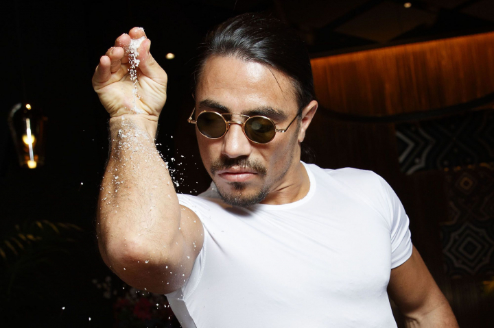 Solidar cu conationalii sai! Excentricul Salt Bae si-a trimis angajatii sa gateasca pentru familiile care au ramas fara locuinte dupa cutremurele din Turcia - VIDEO Solidar cu conationalii sai! Excentricul Salt Bae si-a trimis angajatii sa gateasca pentru familiile care au ramas fara locuinte dupa cutremurele din Turcia - VIDEO