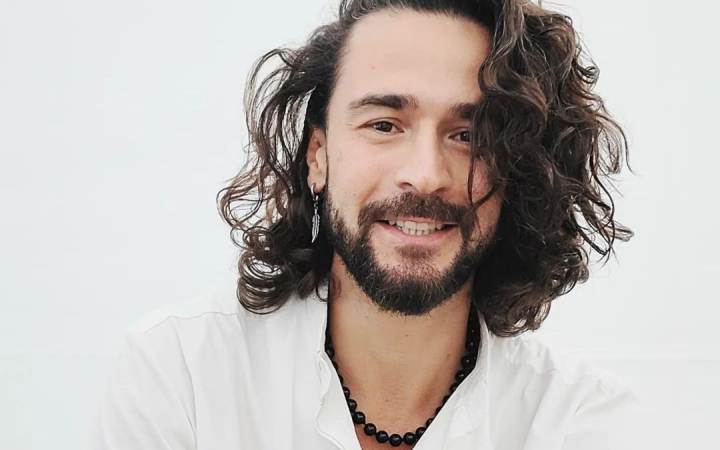 Te va cuceri din prima! Pasha Parfeni a lansat videoclipul piesei „Soarele si Luna”. Vezi cat de deosebit este, dar si cine este cunoscutul regizor cu care a colaborat interpretul - VIDEO