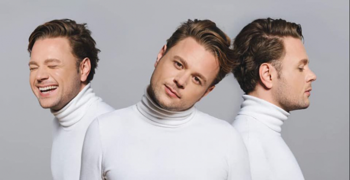 Designerul moldovean Evghenii Hudorojcov si-a prezentat colectia impresionanta de rochii la Saptamana Modei de la Londra - VIDEO Designerul moldovean Evghenii Hudorojcov si-a prezentat colectia impresionanta de rochii la Saptamana Modei de la Londra - VIDEO