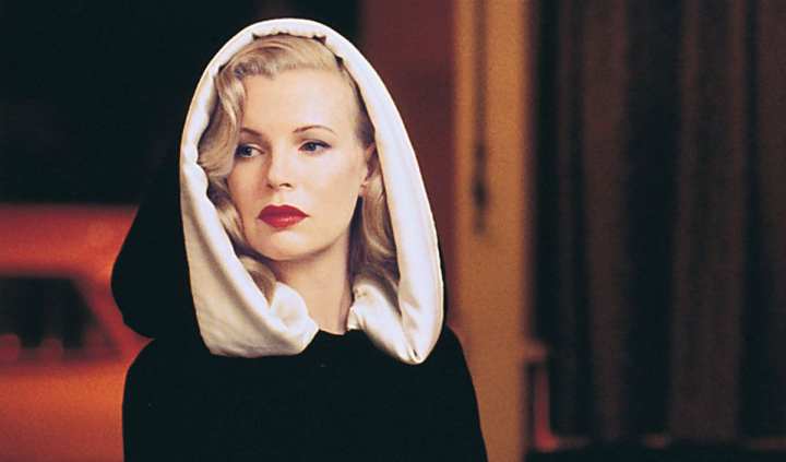 Cum arata la 69 de ani celebra Kim Basinger. Actrita a aparut alaturi de fiica sa, Ireland Baldwin - FOTO Cum arata la 69 de ani celebra Kim Basinger. Actrita a aparut alaturi de fiica sa, Ireland Baldwin - FOTO