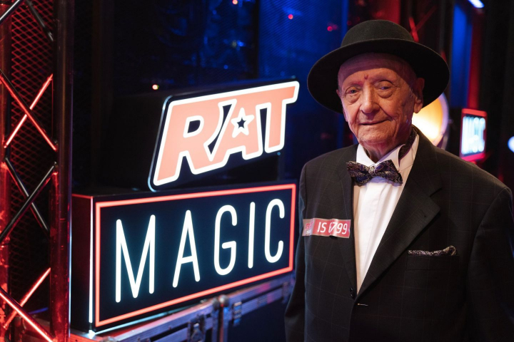 Florin Zgavardici a demonstrat pe scena Romanii au Talent,  ca varsta este doar un numar si orice este posibil daca ai vointa si pasiune pentru ceea ce faci - VIDEO