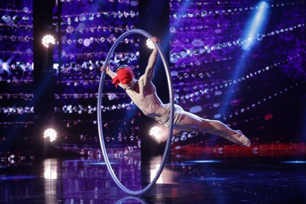 „Este peste asteptari!” Andi Moisescu a fost cucerit total de numarul de acrobatie prezentat de Jeka Dehtiarov la Romanii au Talent - VIDEO