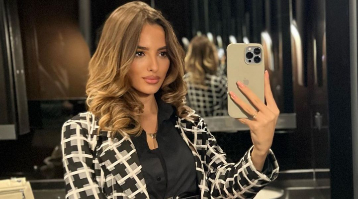 Majorat de lux pentru o interpreta de la noi! Angy Angel a primit in dar un automobil si a avut o petrecere grandioasa: „Ea merita, de la 15 ani Angelina munceste...” - VIDEO