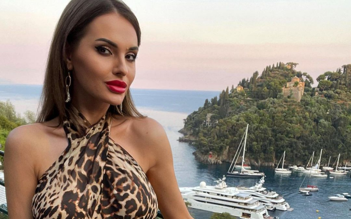 O blonda, o bruneta si o satena! Tany Vander a publicat imagini rare alaturi de mama si sora sa! Vezi cat de mult seamana - FOTO O blonda, o bruneta si o satena! Tany Vander a publicat imagini rare alaturi de mama si sora sa! Vezi cat de mult seamana - FOTO