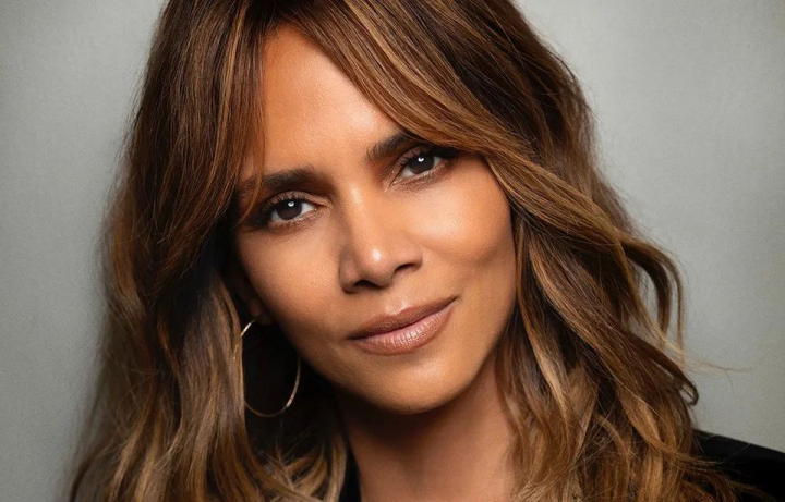 Halle Berry, poze extrem de rare cu fiica ei la implinirea varstei de 15 ani - FOTO Halle Berry, poze extrem de rare cu fiica ei la implinirea varstei de 15 ani - FOTO