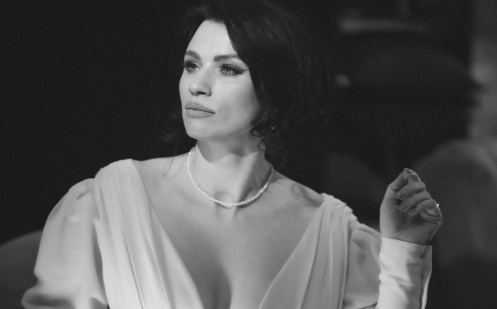 Un nou proiect by Diana Ballerini! Femeia de afaceri a lansat un club secret pentru cei mai apropiati oameni din viata sa. Vezi cum a avut loc primul eveniment „After Eight”: „Intr-adevar, este o selectie de persoane...” - VIDEO Un nou proiect by Diana Ballerini! Femeia de afaceri a lansat un club secret pentru cei mai apropiati oameni din viata sa. Vezi cum a avut loc primul eveniment „After Eight”: „Intr-adevar, este o selectie de persoane...” - VIDEO