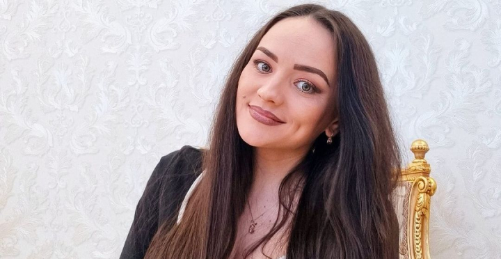 Luciana Spinu a devenit mamica pentru a doua oara! Vezi mesajul pe care l-a publicat artista pe retelele de socializare: „Mult mai devreme decat ne-am asteptat, insa a ales o data semnificativa...” Luciana Spinu a devenit mamica pentru a doua oara! Vezi mesajul pe care l-a publicat artista pe retelele de socializare: „Mult mai devreme decat ne-am asteptat, insa a ales o data semnificativa...”