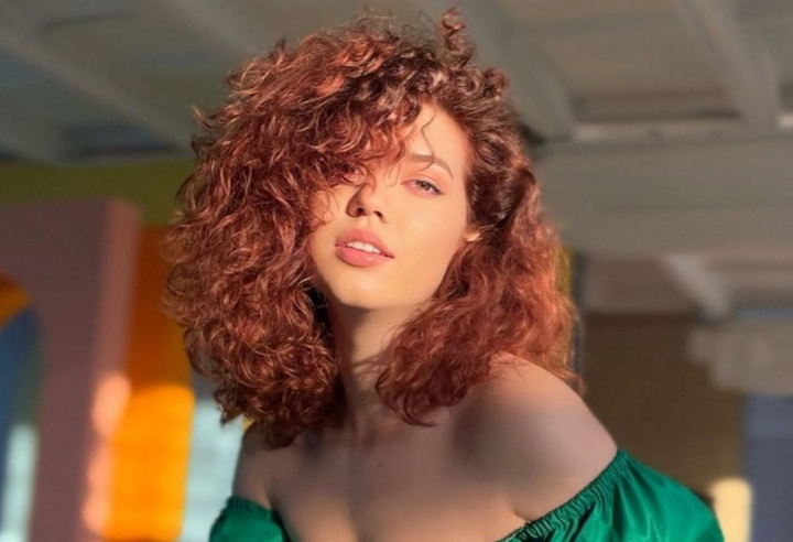 „Eu am fost tentata o perioada sa vad ce e asta bulimia”. Ginia vorbeste deschis despre coplexele sale - VIDEO „Eu am fost tentata o perioada sa vad ce e asta bulimia”. Ginia vorbeste deschis despre coplexele sale - VIDEO